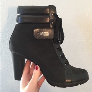 10M black boots